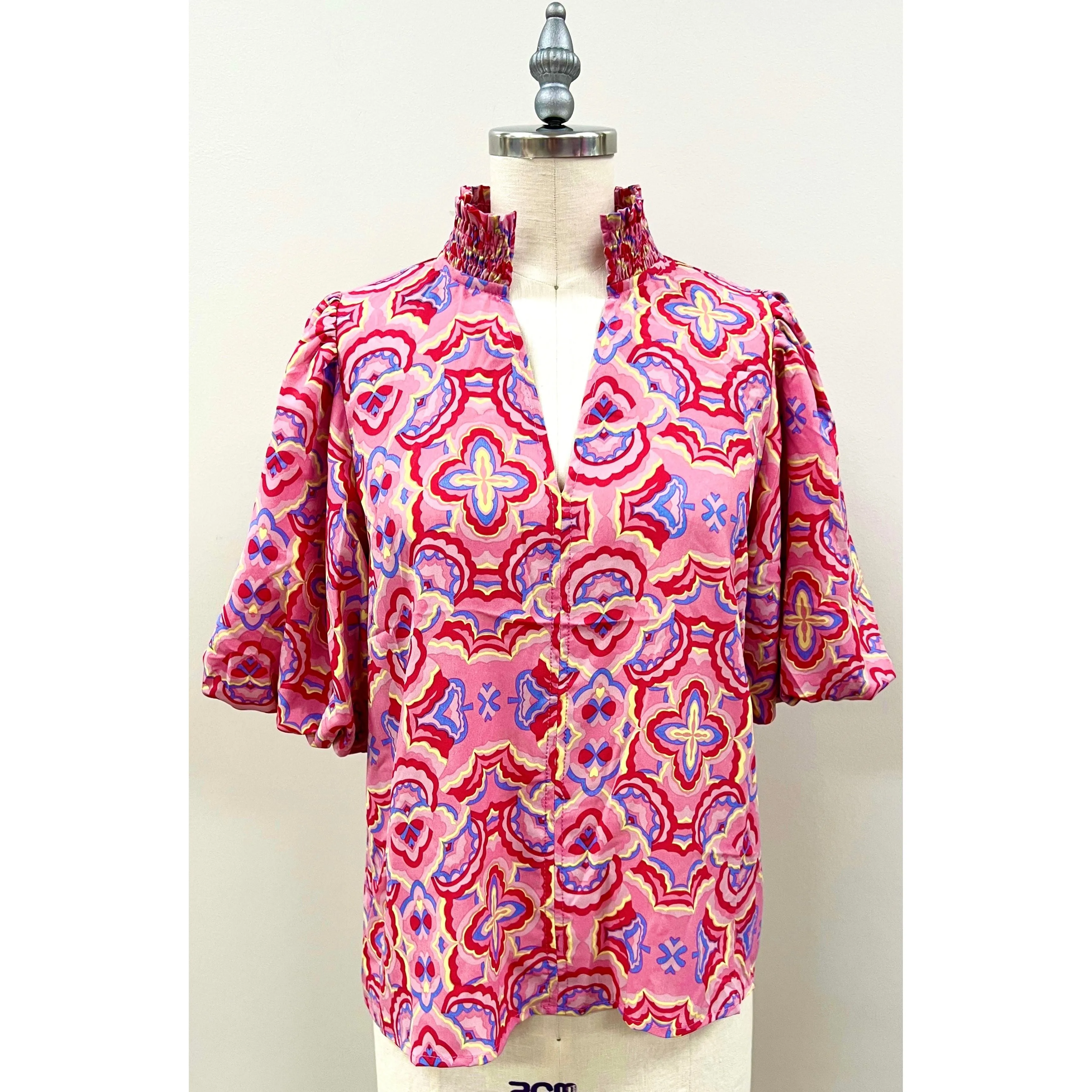 Iyaz Pink Print V-Neck Puff Sleeve THML Top