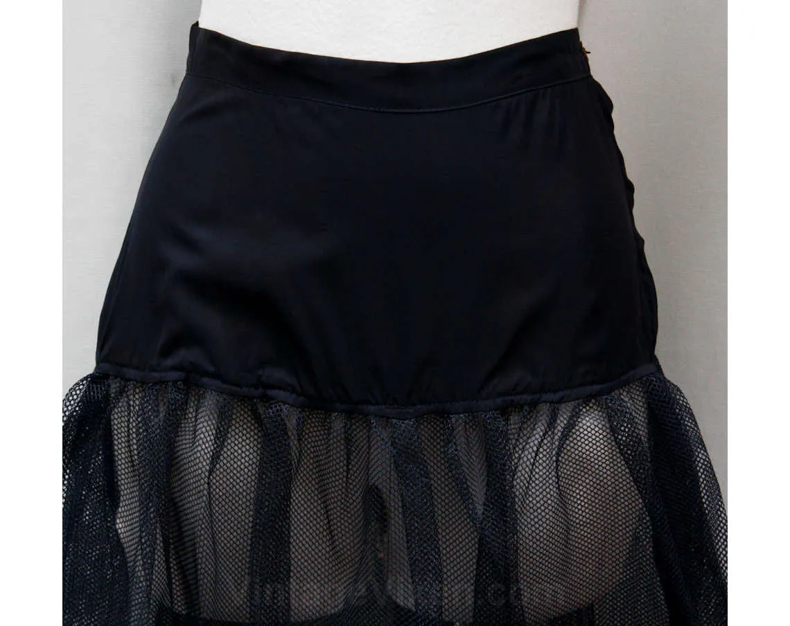 Size 6 Navy Cage Style Crinoline - 1950s Dark Blue Petticoat - Lingerie Deadstock - Sheer Bouffant Pin Up Style 50s - Waist 26 - 36340-2
